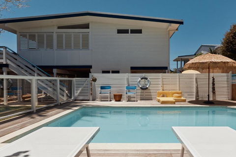 BAY PROPERTIES . The Sailor Shack - Phillip Island Accommodation 0
