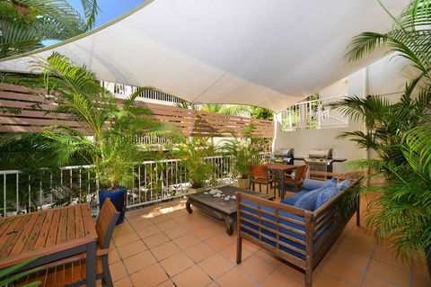 Port Douglas Apartments - Adults Only Oasis - Phillip Island Accommodation 4
