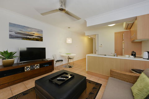Port Douglas Apartments - Adults Only Oasis - Phillip Island Accommodation 23