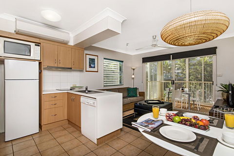 Port Douglas Apartments - Adults Only Oasis - Phillip Island Accommodation 15