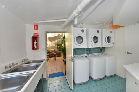 Port Douglas Apartments - Adults Only Oasis - Phillip Island Accommodation 24