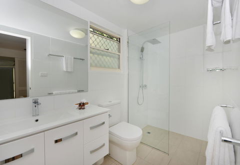 Port Douglas Apartments - Adults Only Oasis - Phillip Island Accommodation 32
