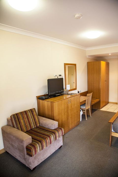 Eastgate On The Range Motel - Phillip Island Accommodation 3