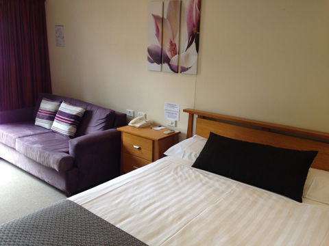 Eastgate On The Range Motel - Phillip Island Accommodation 33