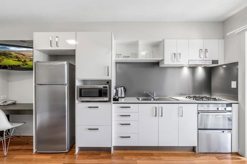 Essence Apartments Chermside - Phillip Island Accommodation 27
