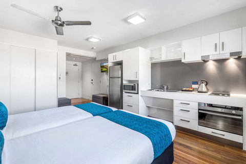 Essence Apartments Chermside - Phillip Island Accommodation 5