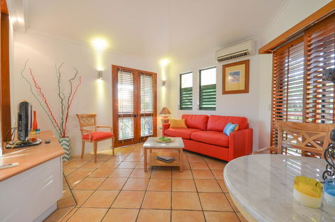 Martinique On Macrossan - Phillip Island Accommodation 3