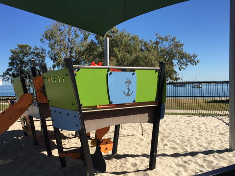 Bribie Waterways Motel - Phillip Island Accommodation 23