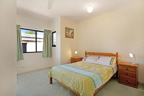 Quiet Location Across From Waterfront - South Esp, Bongaree - Phillip Island Accommodation 17