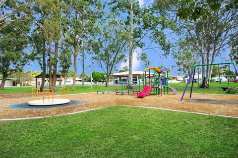 Fishing And Swimming At Your Doorstep - Sylvan Beach Esp, Bellara - Phillip Island Accommodation 12