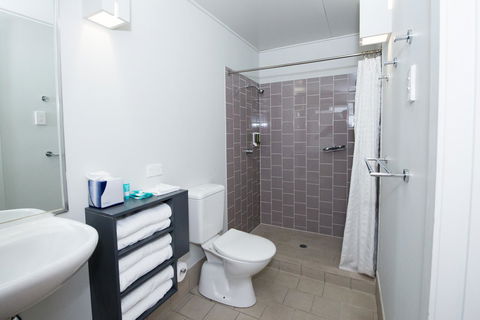 Allure Stradbroke Resort - Phillip Island Accommodation 25
