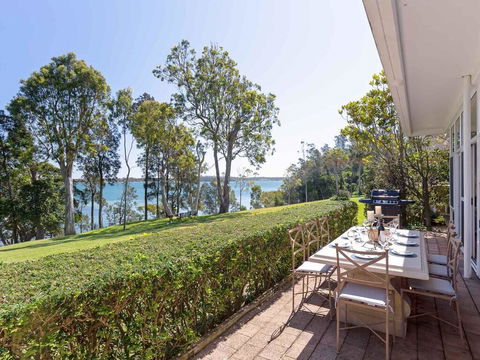 'Corlette Waterfront', 2/44 Danalene Parade - Waterfront Luxury, WIFI, Aircon, Boat Parking - Phillip Island Accommodation 2
