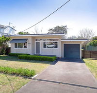 'Shoalz' 28 Rigney Street - Renovated Pet Friendly Cottage  Boat Parking - Phillip Island Accommodation