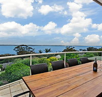 'The Bay' 25 Wallawa Rd - huge home with aircon spectacular views  chromecast - Phillip Island Accommodation