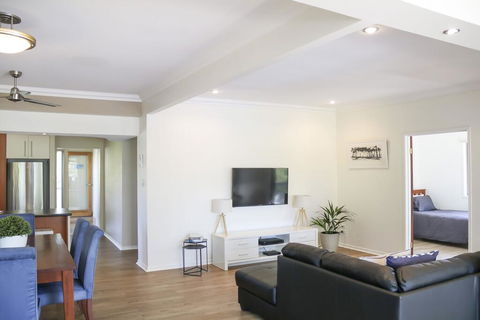 'Top Tier' Dog Friendly Holiday Home - Phillip Island Accommodation 3