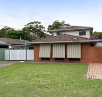 'Willows At The Bay' 111 Horace St - Large House with Aircon WIFI and Boat Parking. - Phillip Island Accommodation