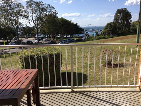 1 'Teramby Court' 104 Magnus Street - In Nelson Bay CBD - Phillip Island Accommodation 0