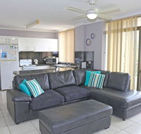 1 'The Commodore' 9-11 Donald St - Ground Floor Unit Close To Shops Cafe's And Marina - Phillip Island Accommodation