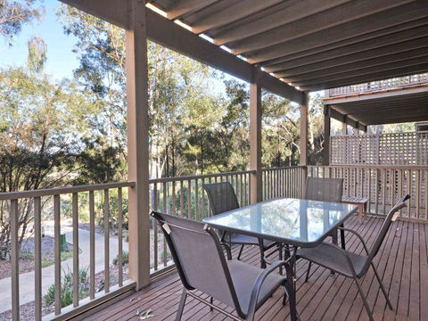 1 Bedroom Executive Villa Located Within Cypress Lakes - Phillip Island Accommodation 0