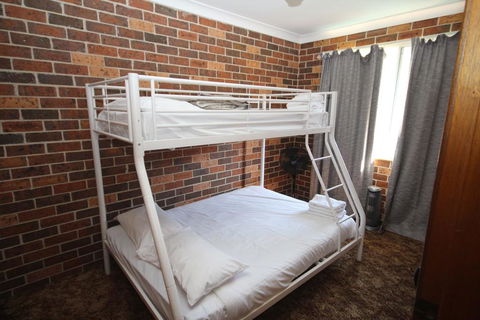 1/2 Brunswick Avenue - Phillip Island Accommodation 2