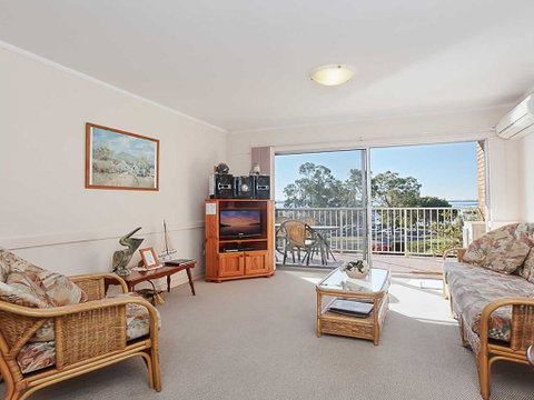 10 'Teramby Court' 104 Magnus Street - In Nelson Bay CBD With Water Views And WIFI - Phillip Island Accommodation 2
