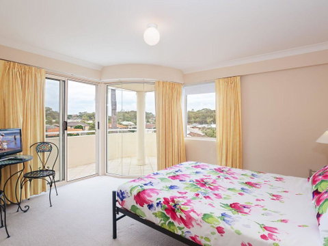 11 'Seashells', 21-23 Magnus Street - Pool, Lift, Aircon - Phillip Island Accommodation 1