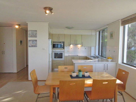 13 'Harbourside', 3-7 Soldiers Point Road - Fantastic Waterfront Unit - Phillip Island Accommodation 2