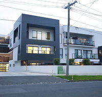 136 Light-filled Homely Box Hill Apt 2Bed2BathFreeParking - Phillip Island Accommodation