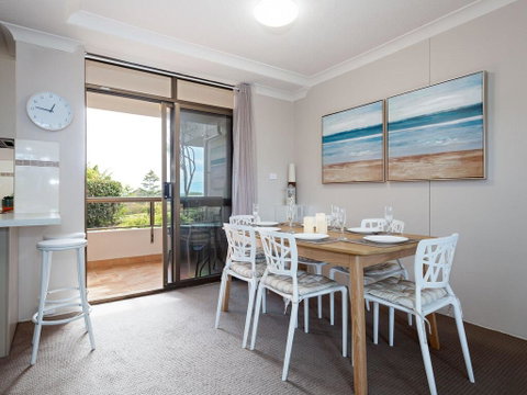 14 'The Commodore' 9-11 Donald Street- Unit In The Heart Of Town With Views & WIFI - Phillip Island Accommodation 3