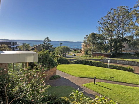 15 'The Commodore' 9-11 Donald Street - Great Unit Only A Short Walk To CBD - Phillip Island Accommodation 0