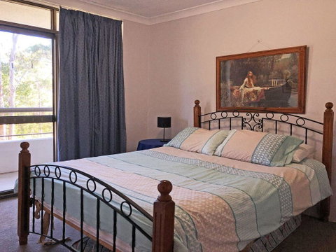 15 'The Commodore' 9-11 Donald Street - Great Unit Only A Short Walk To CBD - Phillip Island Accommodation 3
