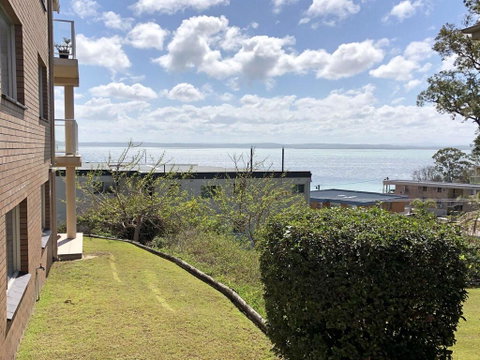 2 'Highpoint' 4 Magnus Street - Two Bedroom Unit Close To Nelson Bay CBD - Phillip Island Accommodation 0