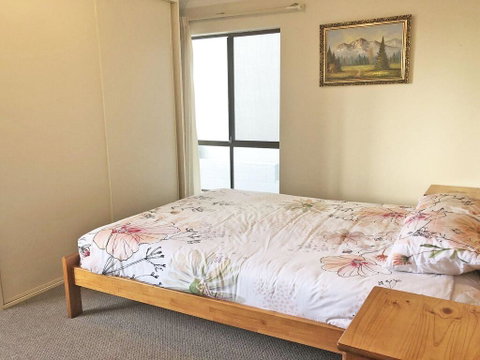 2 'Tradewinds', 110 Victoria Parade - Fantastic Unit With Waterviews & Close To The Marina - Phillip Island Accommodation 1