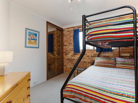 2 'Yachtsman Rest', 37 Victoria Parade - Foxtel, Aircon, Waterviews - Phillip Island Accommodation 3