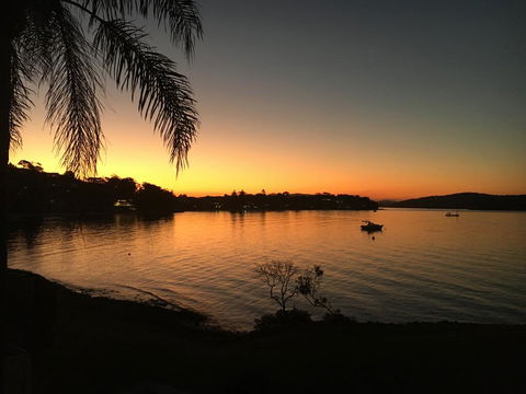 2 The Shores Soldiers Point - Waterfront - Uninterrupted Water Views INCLUDING ALL LINEN & TOWELS, Free Wi-Fi - Phillip Island Accommodation 3