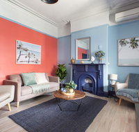 2-Bed Apartment Metres From Coogee Beach and Dining - Phillip Island Accommodation