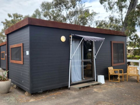 C And C Backpack - Phillip Island Accommodation 0