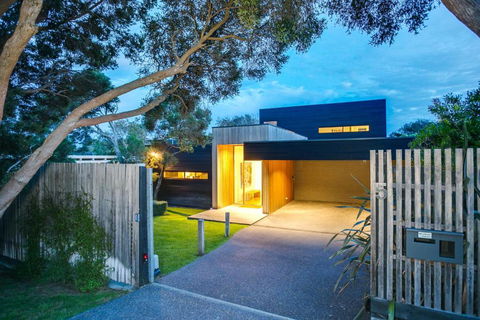 C-Escape - Phillip Island Accommodation 1