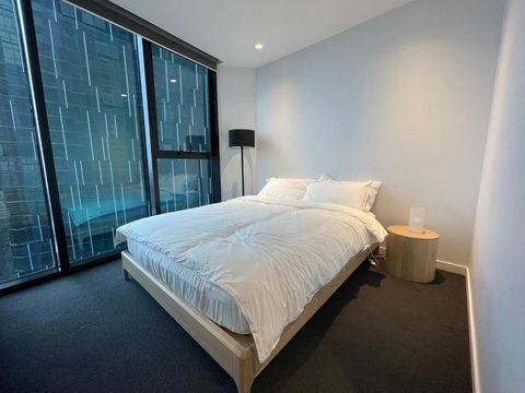 C&S Stay- Melbourne CBD - Phillip Island Accommodation 2