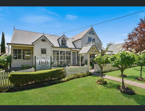 Creek Cottage Bed And Breakfast Traralgon - Phillip Island Accommodation 0