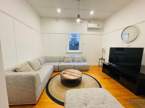 D114 Victorian Central Stay - Phillip Island Accommodation 0