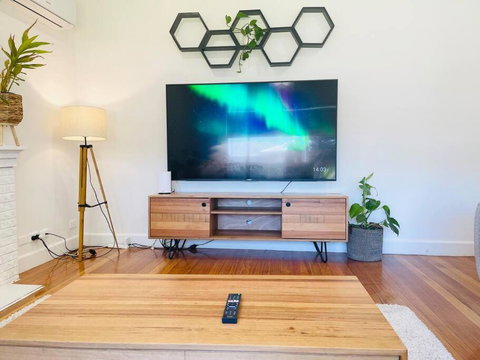 D133 St Alban Station Stay - Phillip Island Accommodation 2