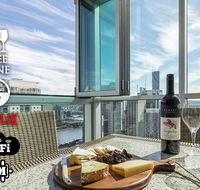 2BR EPIC VIEWS  CBD  2 Cars  Pool Wine Gym Netflix - Phillip Island Accommodation