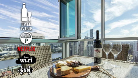 2BR EPIC VIEWS , CBD,  2 Cars , Pool, Wine, Gym, Netflix - Phillip Island Accommodation 0