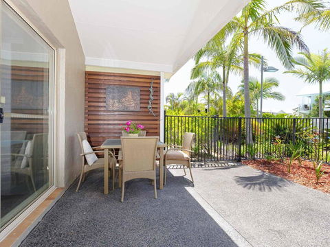 356 ' Oaks Pacific Blue', 265 Sandy Point Rd - Air Conditioned, Direct Pool Access And Suited For Disability - Phillip Island Accommodation 0