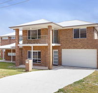 5B BENT STREET - LARGE HOUSE WITH DUCTED AIR CON WIFI  FOXTEL - Phillip Island Accommodation