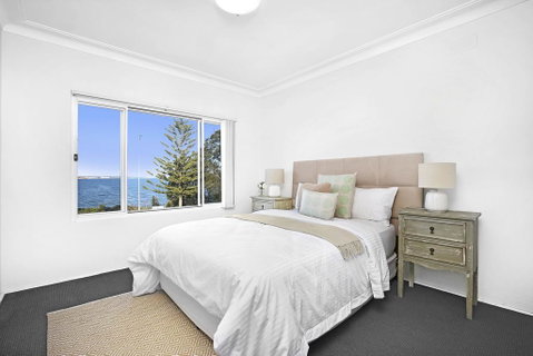 6 South Pacific Apartments - Phillip Island Accommodation 0