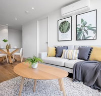 61 Boutique one-bedroom Boxhill Central Mall - Phillip Island Accommodation