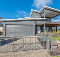 7 Graydens Road Ventnor with Spectacular views - Phillip Island Accommodation
