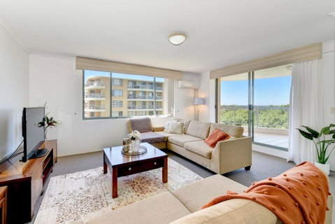 810 At The Plaza - Phillip Island Accommodation 3